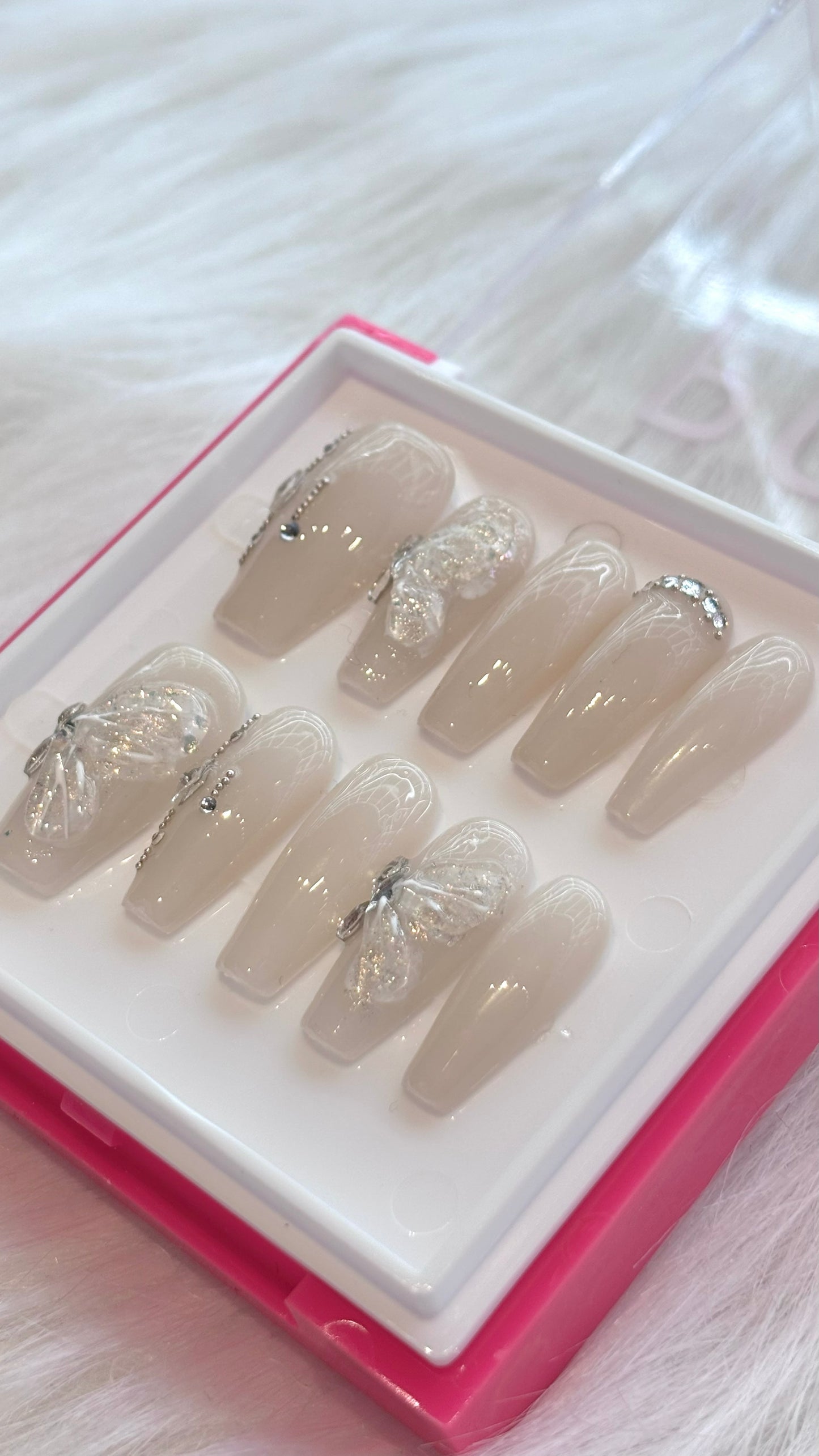 POM - Ivory Glamour