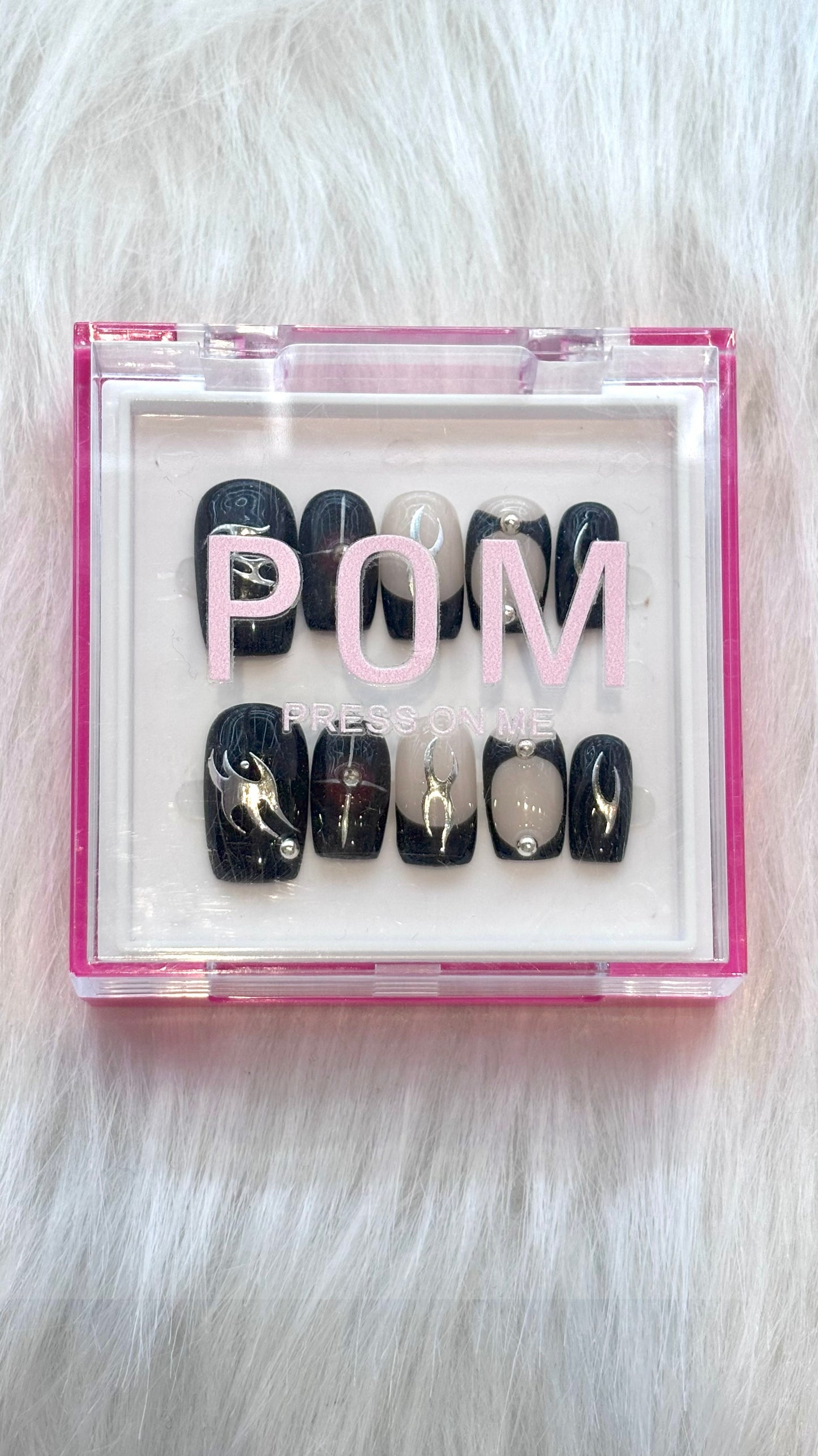 POM - Black Light