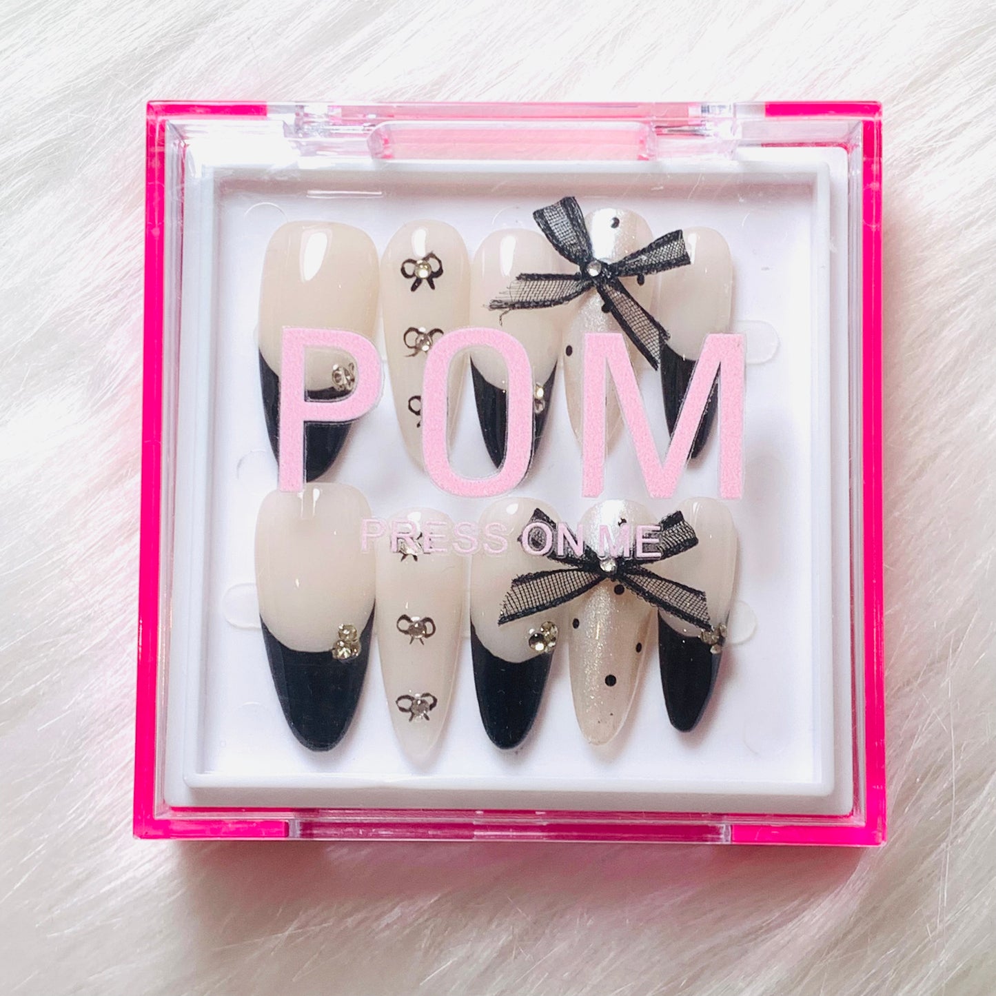 POM - Black Ribbon
