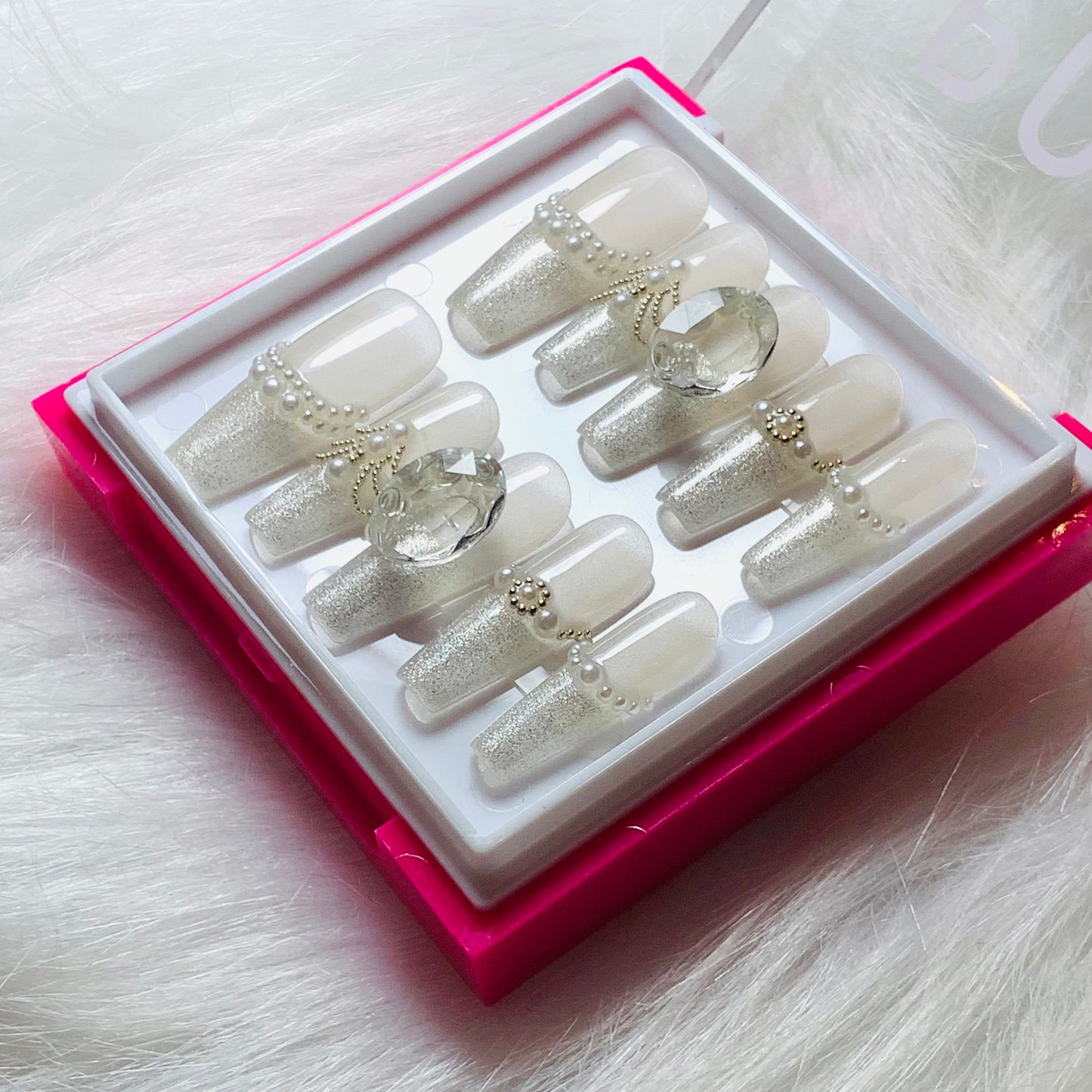 POM - Cateye Pearl