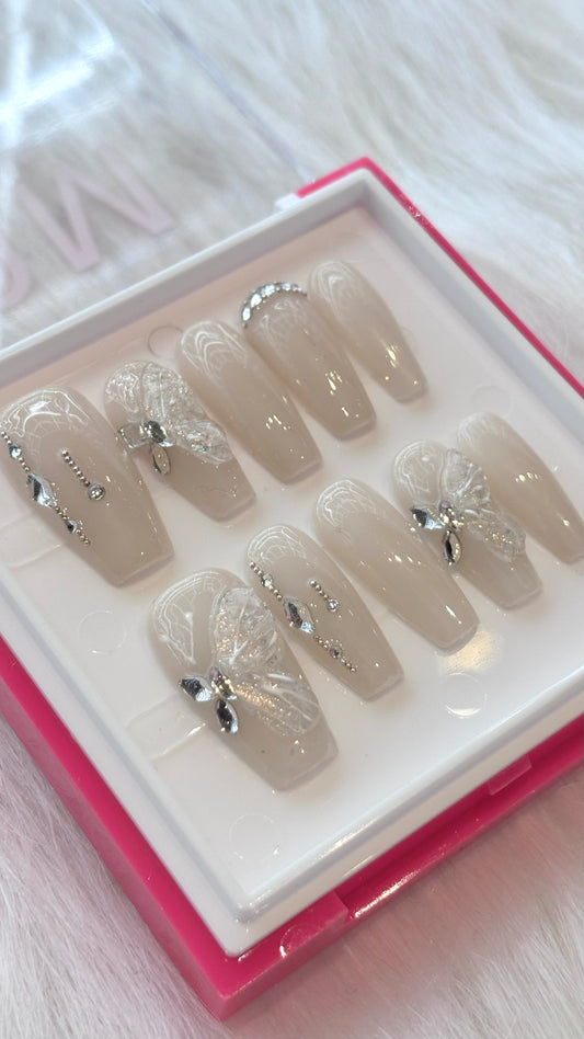 POM - Ivory Glamour