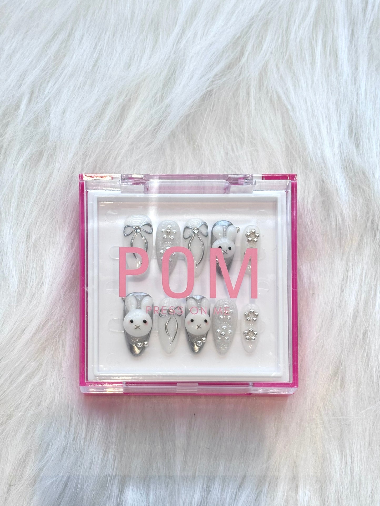 POM - Pearl Hopper