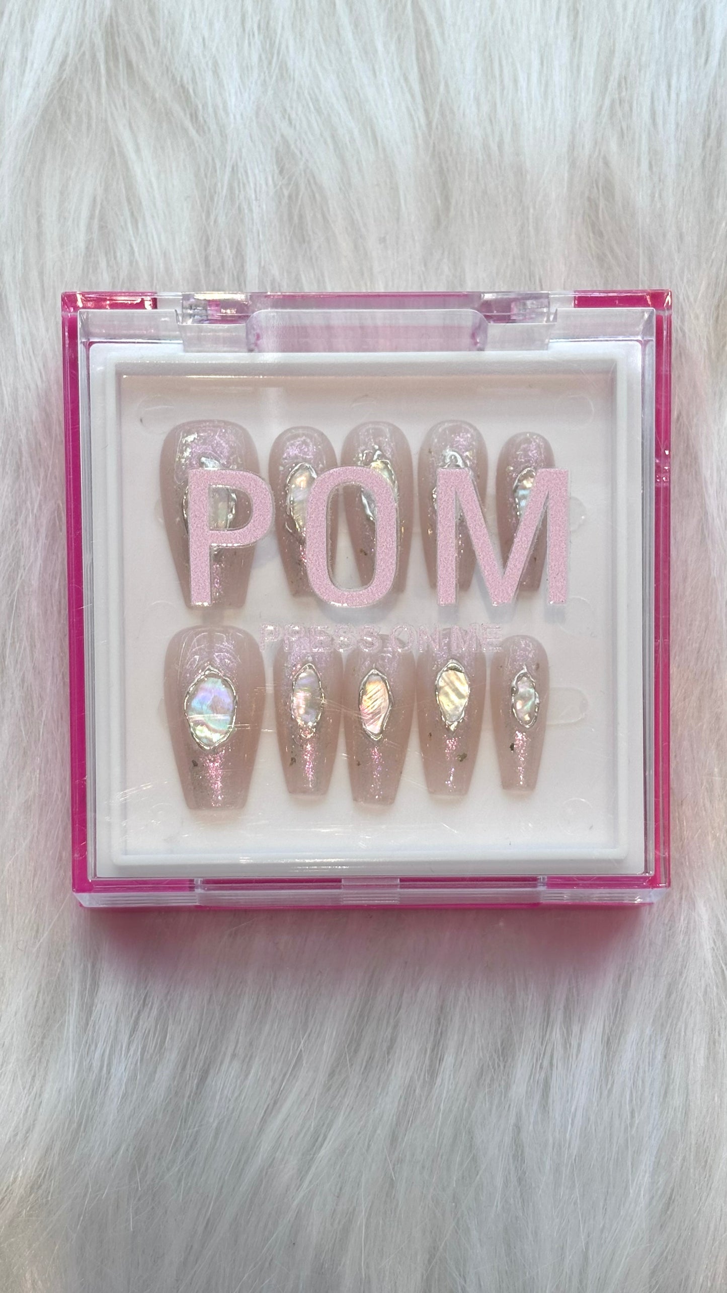 POM - Pearly Beach